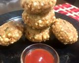 A picture of step 6 of Kairi coconut chutney stuffed Sabudana bomb.
