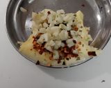 A picture of step 2 of Toasted Bread with herbs and garlic butter.