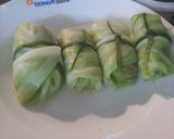 Hình bước làm 6 của món Bắp cải cuộn thịt sốt cà