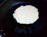 A picture of step 4 of Apple pancakes (snack).