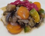 Foto del paso 3 de la receta: Ensalada tibia de vegetales con mayonesa de remolacha