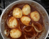 Foto del paso 2 de la receta: Arroz negrito con huevos en cebollados...🇸🇻