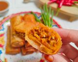 Foto langkah ke 9 dari resep Lumpia Ikan Asap Suwir.