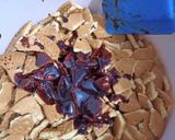 Foto langkah ke 2 dari resep 055. Arabian Chocolate Biscuit Dessert.