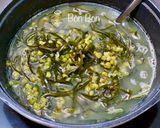 A picture of step 3 of Mung Bean and Seaweed Sweet Soup (Chè Đậu Xanh Phổ Tai).