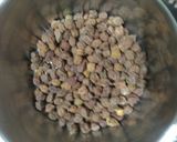 ચણાચાટ વીથ ખાખરા (Chana Chaat With Khakhra Recipe In Gujarati) રેસીપી સ્ટેપ1ફોટો