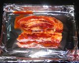 รูปขั้นตอนการทำที่ 3 ของ สูตรการทำหมูแดงอบน้ำผึ้ง สไตล์ฮ่องกง（蜜汁叉烧）