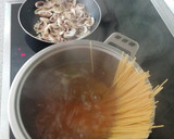 Foto del paso 1 de la receta: Spaghetti estilo risotto con vieiras y bacon