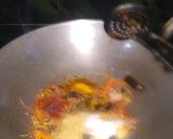 A picture of step 3 of Coconut milk cauliflower sabji.