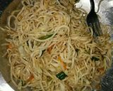 A picture of step 2 of Veg noodles.