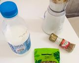 A picture of step 1 of Walnut and Banana Smoothie.