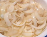 Foto del paso 3 de la receta: Pollo con cebolla
