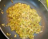 Foto del paso 2 de la receta Porrada, crema de puerros en salsa de almendras
