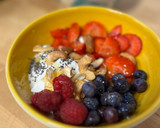 Foto del paso 3 de la receta: Bowl de frutos rojos con yogur ¡desayuno a tope!