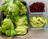 Une image de l'étape 2 de Wraps au poulet avec crudités.
