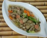 Foto langkah ke 3 dari resep Tumis jamur dan sayuran.