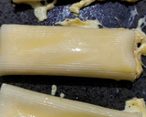 Foto del paso 4 de la receta: Canelones con huevo, rellenos de queso