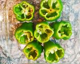 A picture of step 2 of Stuffed Capsicum with Garbanzo beans.