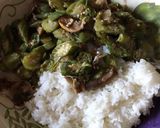 Foto langkah ke 4 dari resep Tumis Baby Okra + Jamur.