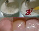 Foto langkah ke 3 dari resep Bolu Kukus Nutrijell Strawberry.