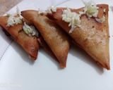 A picture of step 8 of Mini Qeema Samosa.