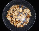 Foto del paso 2 de la receta: Hueveras en moldes