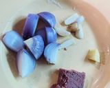 Gambar langkah 1 resipi Sambal Tumis Udang Kering.