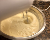 Foto del paso 5 de la receta Bizcocho de coco y piña con almíbar de licor de coco
