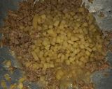 Foto langkah ke 3 dari resep Tumis Daging Sapi Giling & Kentang (Untuk Isian).