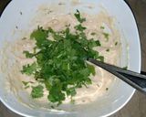 A picture of step 3 of Yogurt pakora.