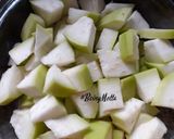 A picture of step 1 of Lauki-Matar ki Sabzi.
