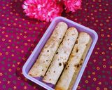 A picture of step 5 of Roti Roll.
