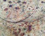 A picture of step 4 of Methi thepla.