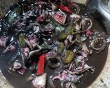 Foto langkah ke 3 dari resep Oseng Cumi Cabe Bawang.