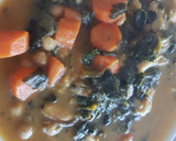 Foto del paso 7 de la receta: Potaje de garbanzos con merluza y mejillones
