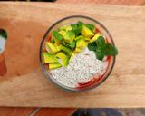 Foto langkah ke 1 dari resep Chia Seed pudding strawberry.