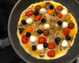 Foto del paso 9 de la receta: Frittata de verduras con queso