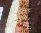 Foto del paso 6 de la receta: Super bocadillo de lomo adobado con verduras, queso y mayonesa