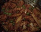 आलू गोभी मटर की सूखी सब्जी (Aloo gobhi matar ki sukhi sabzi recipe in hindi) रेसिपी चरण 5 फोटो