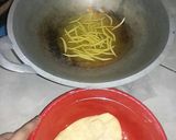 Foto langkah ke 2 dari resep Telur gabus keju royco (simpel).