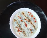 A picture of step 5 of Bathua Raita.