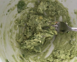 Foto del paso 2 de la receta: Sandwich con pan de pipa y aguacate