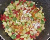 Foto del paso 2 de la receta: Guisado de chayote con elote y calabacitas 😋