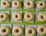 Foto langkah ke 7 dari resep Donat Empuk ala Jco.