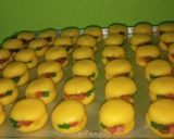 Foto langkah ke 3 dari resep Nastar burger homemade.