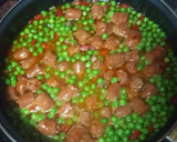 Foto del paso 5 de la receta: Arvejas compuestas con chistorra y huevo duro