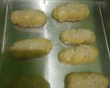Foto langkah ke 3 dari resep Homemade Cheese Roll.