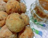 A picture of step 3 of Sabudana Vada.
