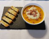 Foto del passaggio 10 della ricetta Vellutata di zucca Hokkaido con salsa di gorgonzola al mascarpone