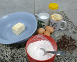 Foto del paso 1 de la receta: Budin de peras y chocolate facil, humedo y rico